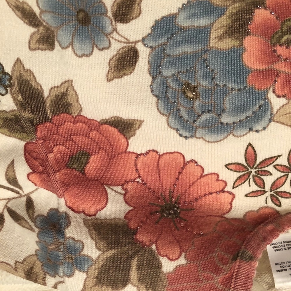 Flowered pattern ss sweater - Picture 6 of 9